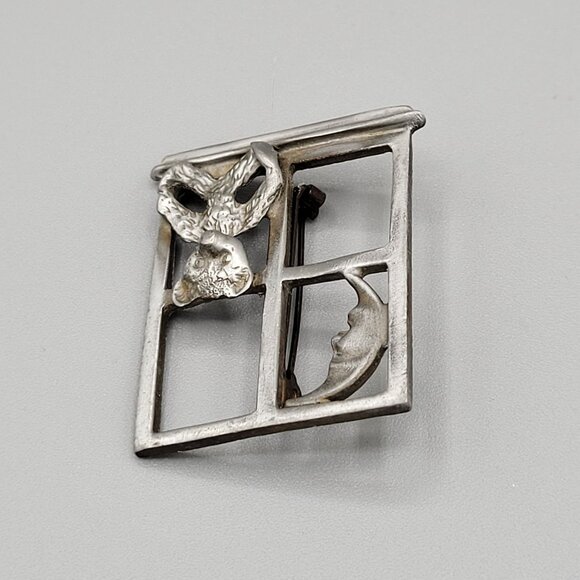 Mystique Teddy Bear Moon in Window Frame Brooch Pin Pewter Silver Tone - Picture 3 of 9
